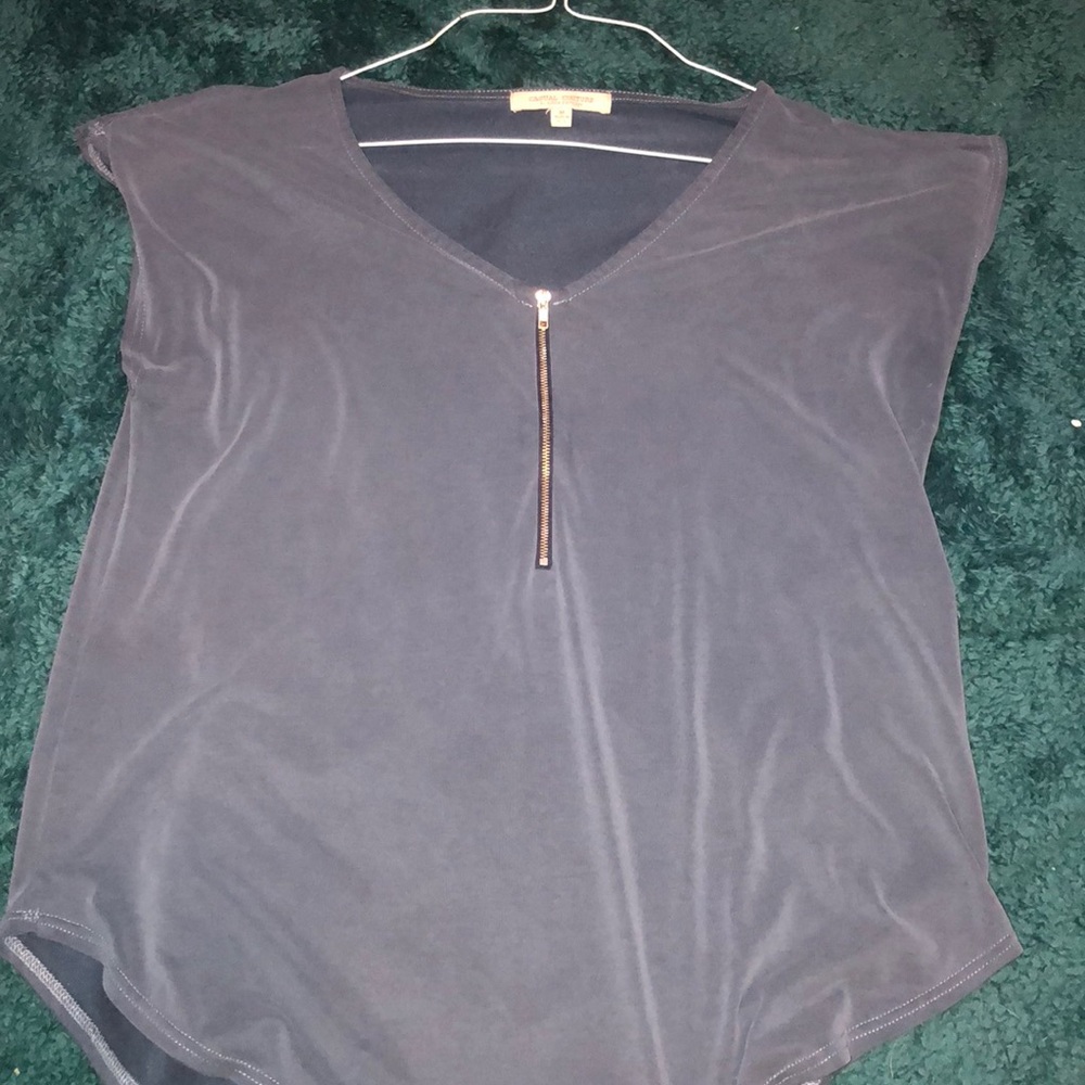 blue shirt w zipper detail